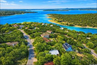 520 Lake Forest, Canyon Lake, TX 78133