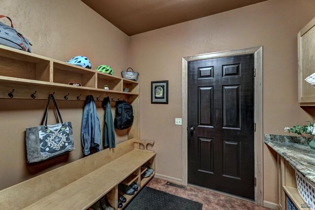 13849 MELVIN RD, Hermosa, SD 57744