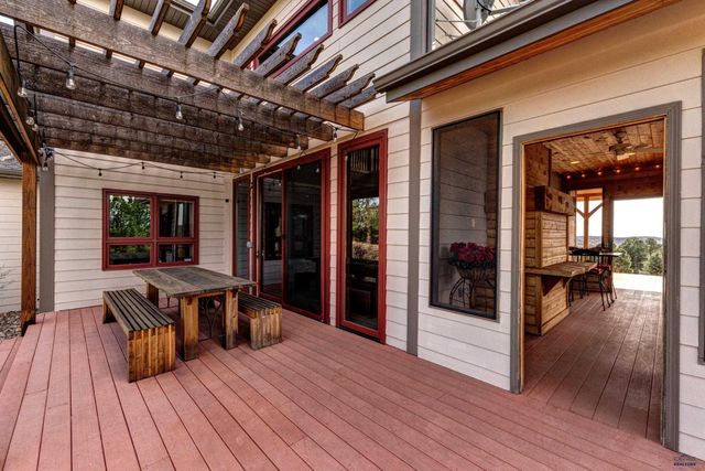 13849 MELVIN RD, Hermosa, SD 57744