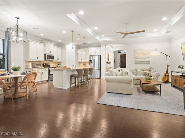 16242 Aberdeen WAY, Naples, FL 34110