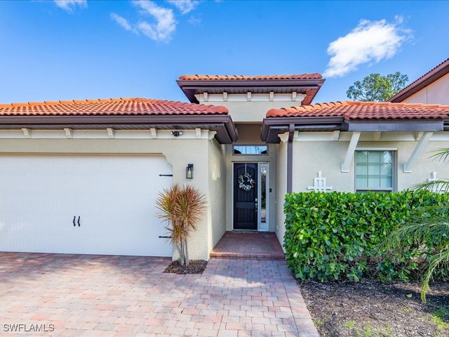 16242 Aberdeen WAY, Naples, FL 34110