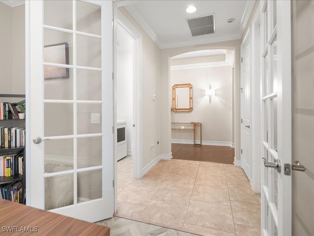 16242 Aberdeen WAY, Naples, FL 34110