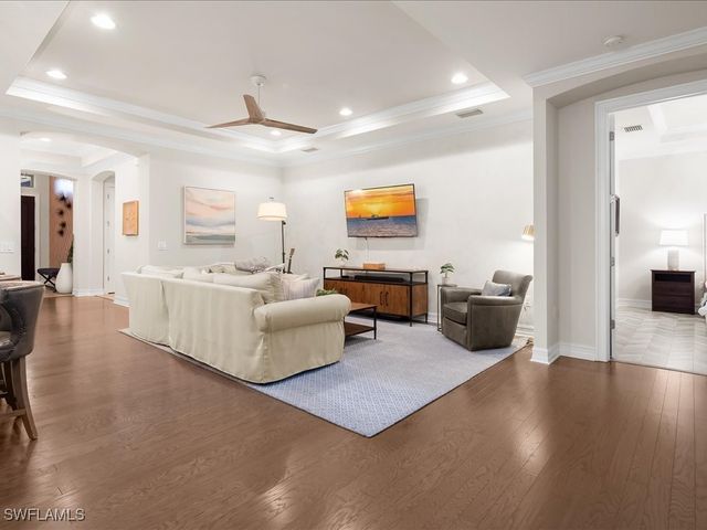 16242 Aberdeen WAY, Naples, FL 34110