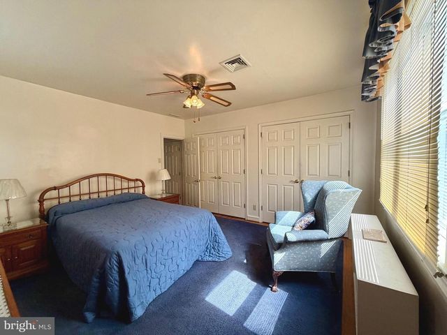 9234 GLENLOCH ST, Philadelphia, PA 19114