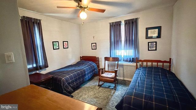 9234 GLENLOCH ST, Philadelphia, PA 19114