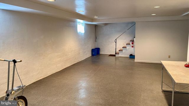 9234 GLENLOCH ST, Philadelphia, PA 19114