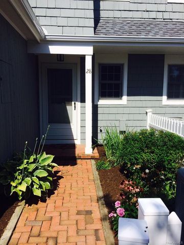 28 Brittany Lane, Westhampton Beach, NY 11978