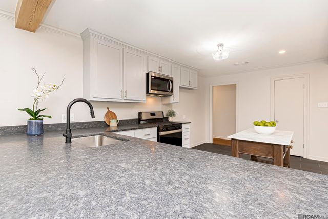 670 Finchley Ave, Baton Rouge, LA 70806