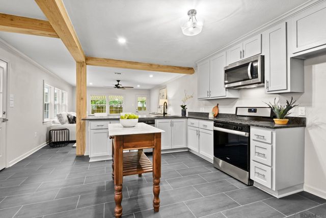 670 Finchley Ave, Baton Rouge, LA 70806