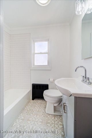 229 Bayard Street, Port Ewen, NY 12487