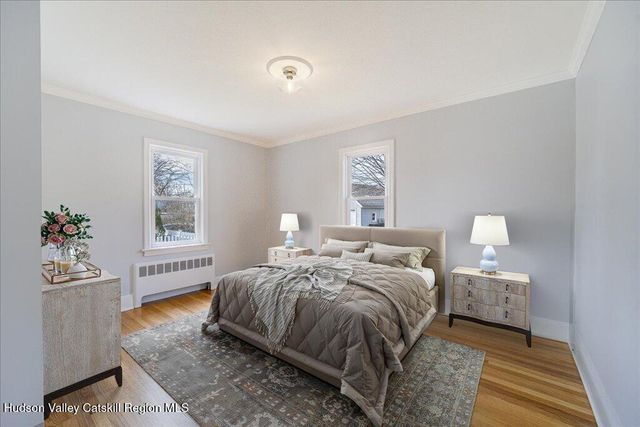 229 Bayard Street, Port Ewen, NY 12487