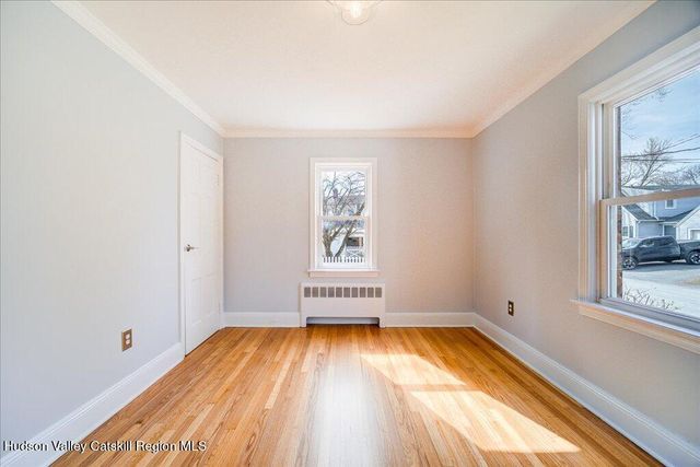 229 Bayard Street, Port Ewen, NY 12487