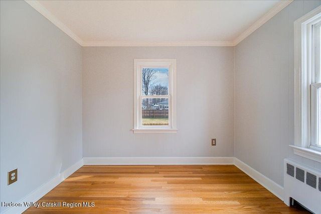 229 Bayard Street, Port Ewen, NY 12487