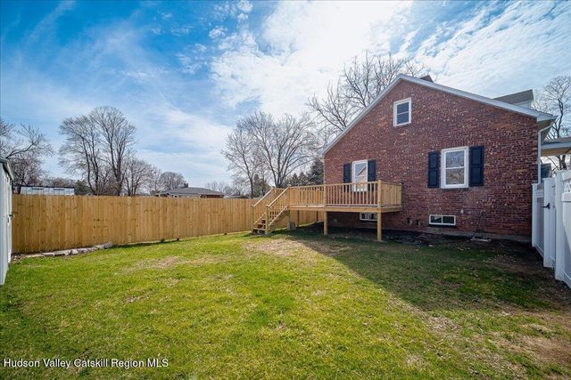 229 Bayard Street, Port Ewen, NY 12487