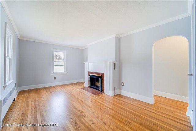 229 Bayard Street, Port Ewen, NY 12487