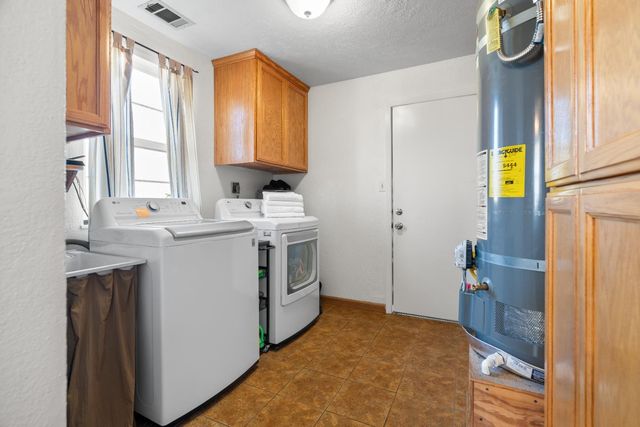 12872 N Jack Tone Road Rd, Lodi, CA 95240