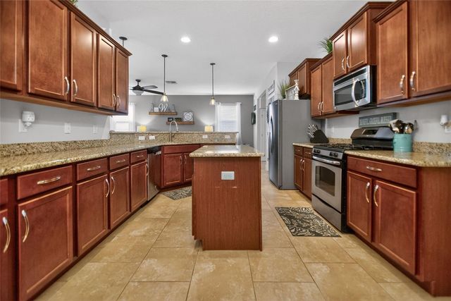 213 VICTORIA TRAILS BOULEVARD, Deland, FL 32724