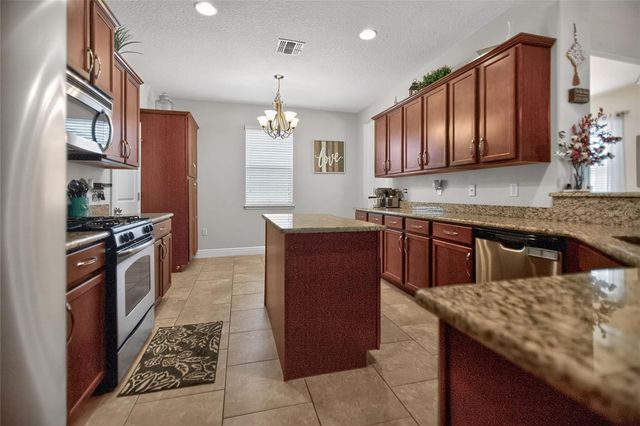 213 VICTORIA TRAILS BOULEVARD, Deland, FL 32724
