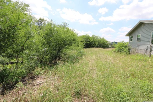 123 SURRELS AVE, San Antonio, TX 78228