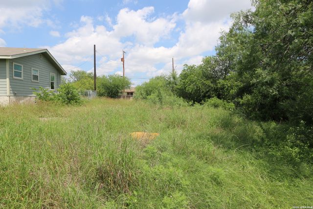 123 SURRELS AVE, San Antonio, TX 78228
