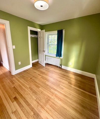 40 Lake Shore Rd SF, Boston, MA 02135