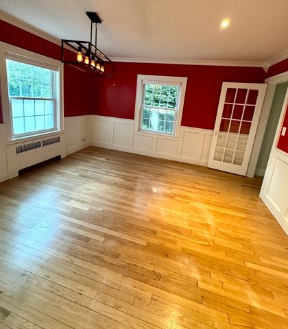 40 Lake Shore Rd SF, Boston, MA 02135