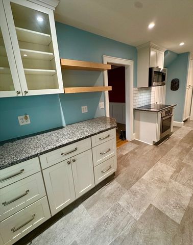 40 Lake Shore Rd SF, Boston, MA 02135