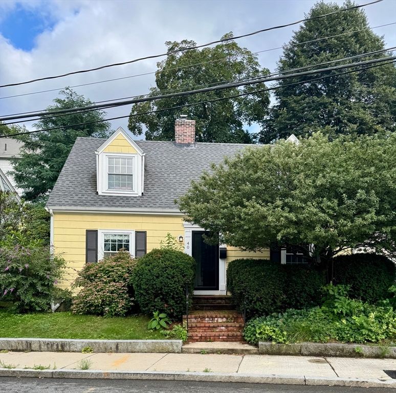 40 Lake Shore Rd SF, Boston, MA 02135
