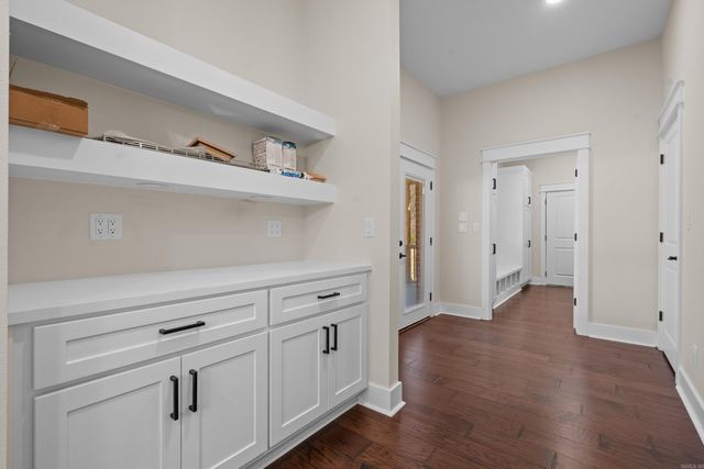 7000 Rolling Manor Drive, Benton, AR 72019