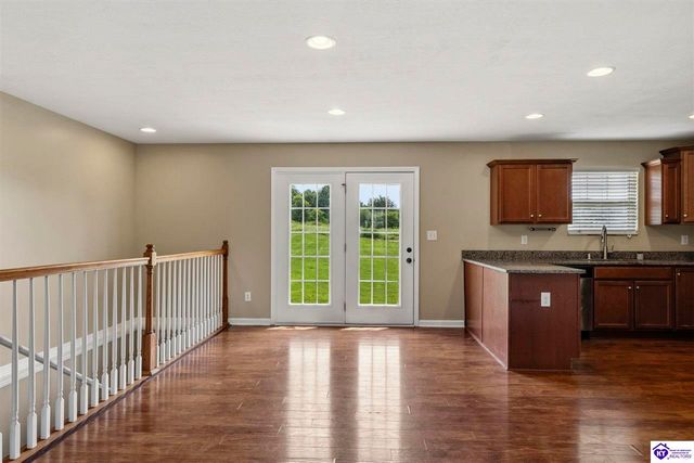 176 Graceland Trail, Elizabethtown, KY 42701