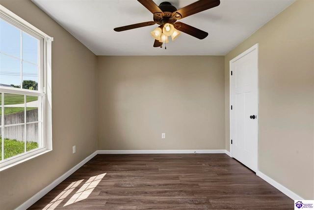 176 Graceland Trail, Elizabethtown, KY 42701