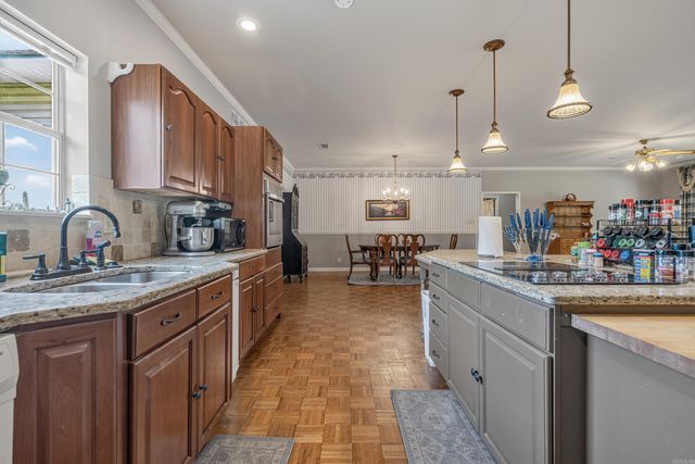 310 Melwood Street, Hot Springs, AR 71901