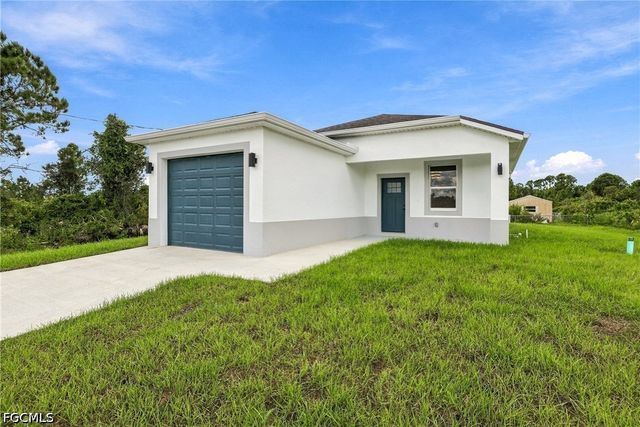 3011 54th ST W, Lehigh Acres, FL 33971