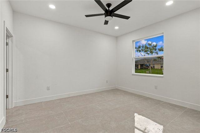 3011 54th ST W, Lehigh Acres, FL 33971