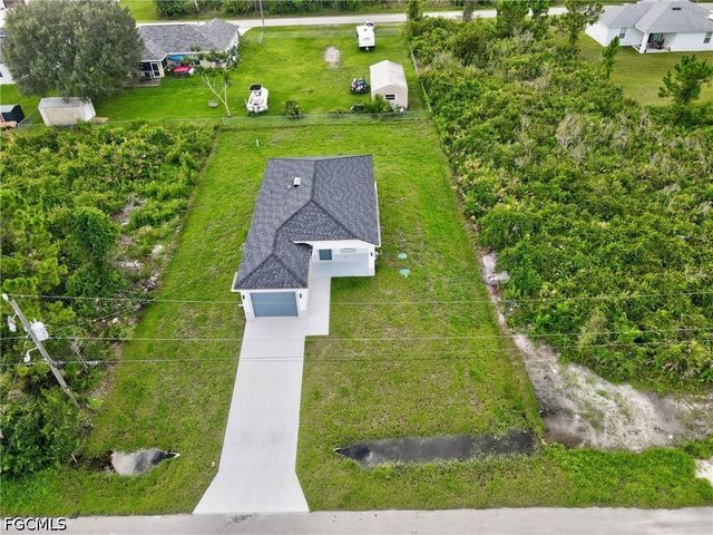 3011 54th ST W, Lehigh Acres, FL 33971
