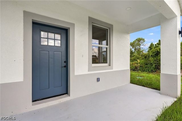 3011 54th ST W, Lehigh Acres, FL 33971