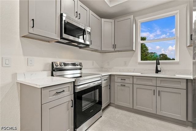 3011 54th ST W, Lehigh Acres, FL 33971
