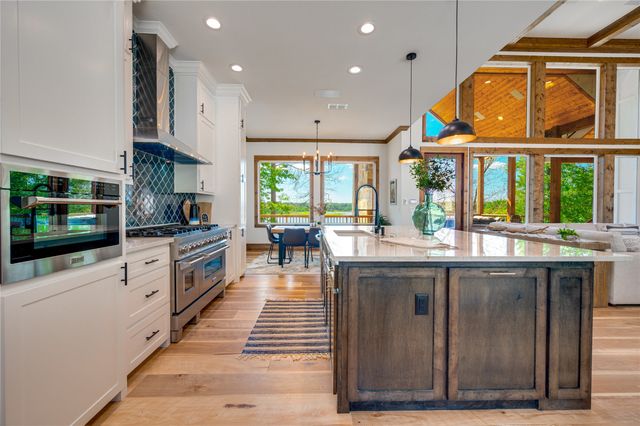 800 Camp Cypress Trail, Winnsboro, TX 75494