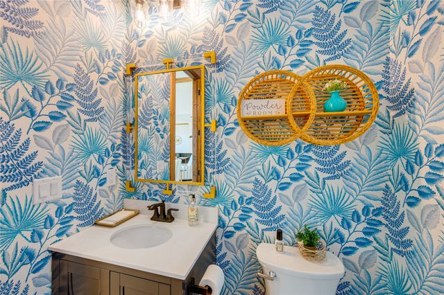 800 Camp Cypress Trail, Winnsboro, TX 75494