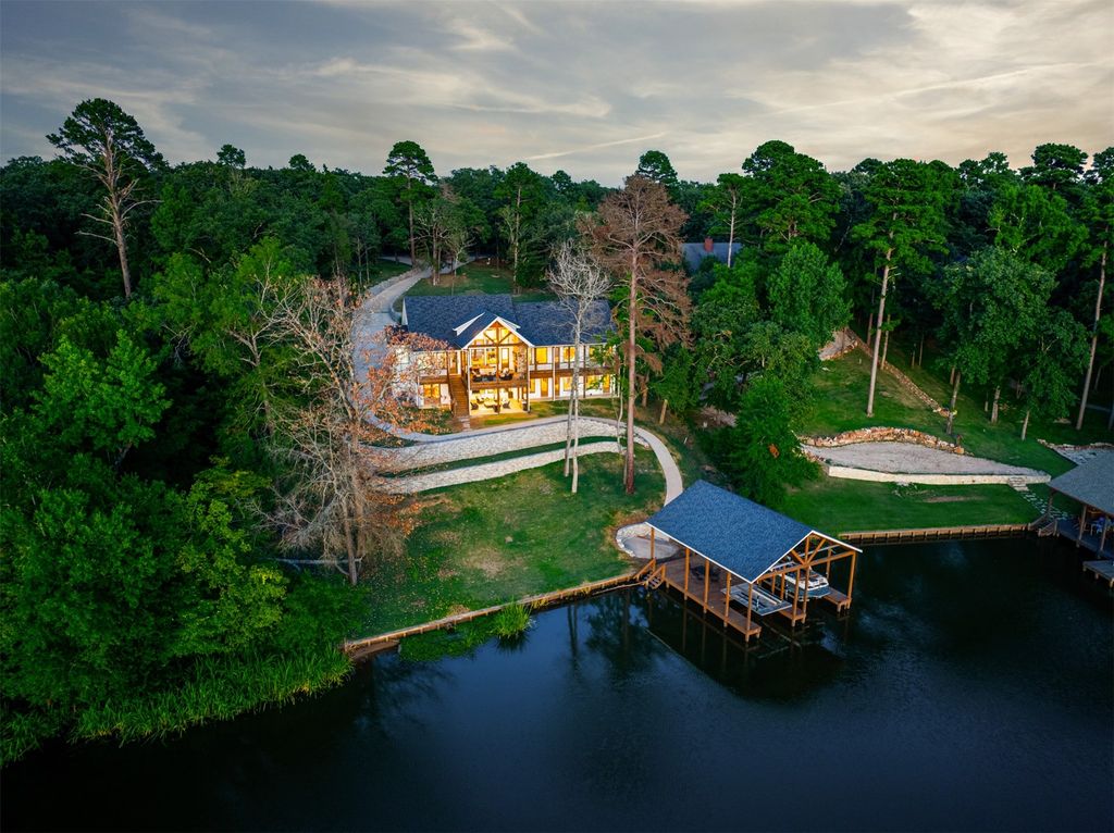 800 Camp Cypress Trail, Winnsboro, TX 75494