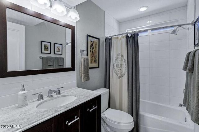 17225 N 16th Street 4, Phoenix, AZ 85022