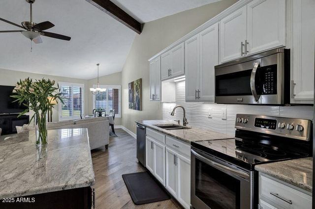 17225 N 16th Street 4, Phoenix, AZ 85022