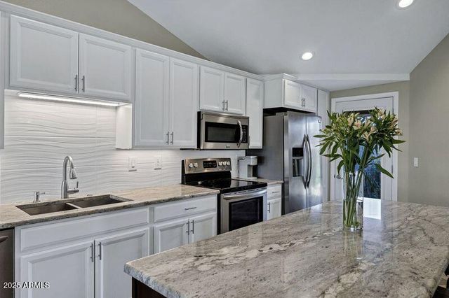 17225 N 16th Street 4, Phoenix, AZ 85022