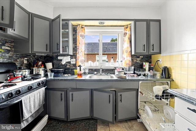 2014 BEYER AVE, Philadelphia, PA 19115