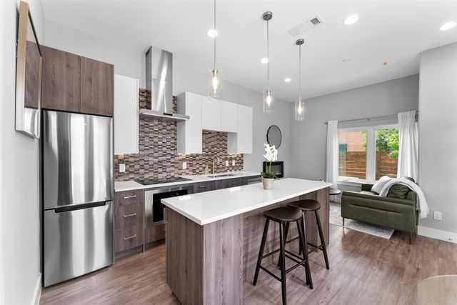 123 Merritt Street 1, Fort Worth, TX 76114