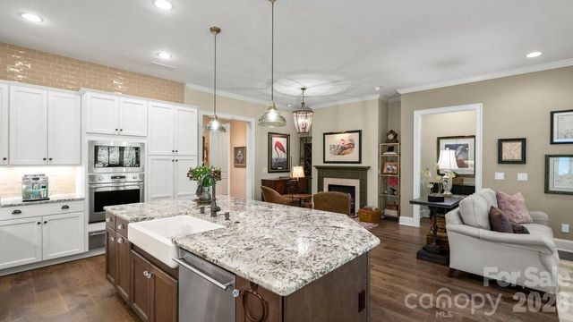 4854 Looking Glass Trail, Denver, NC 28037
