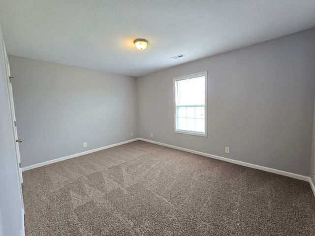 805 Oak Arbor Ct Apt C, Clarksville, TN 37040