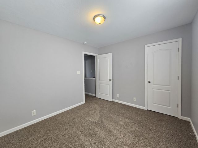 805 Oak Arbor Ct Apt C, Clarksville, TN 37040