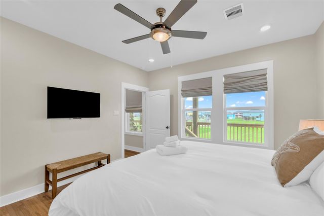 4419 Ranger Drive, Port Bolivar, TX 77650