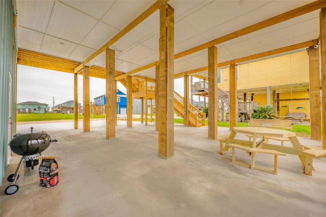 4419 Ranger Drive, Port Bolivar, TX 77650